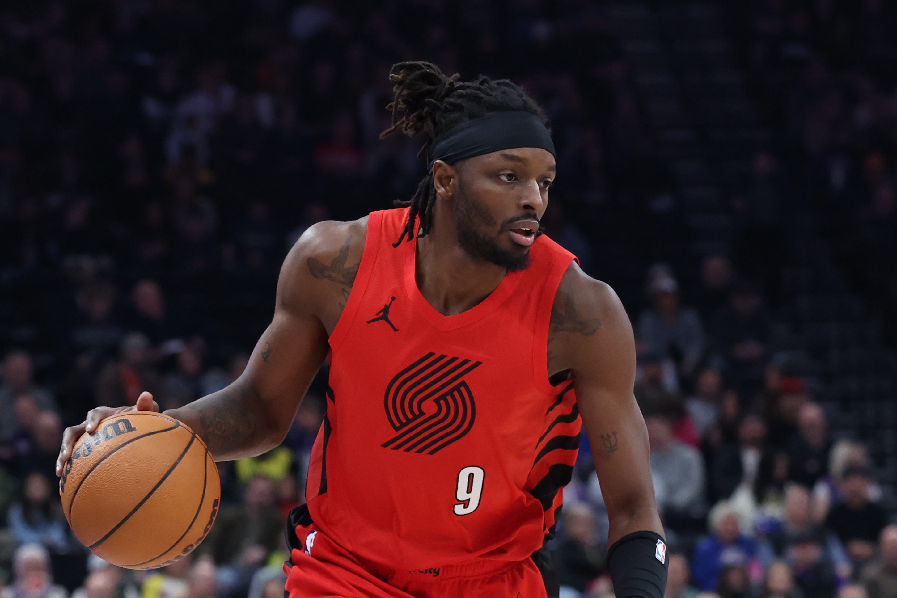 开云官网-好球员!格兰特18中11&三分8中3砍30分9板4助 拼下4前场板